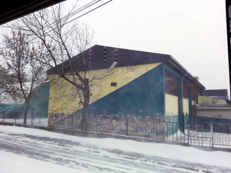 Popravljene table koje su od letos otpadale sa krova škole “Čegar” 15 Cegar 1 foto NN