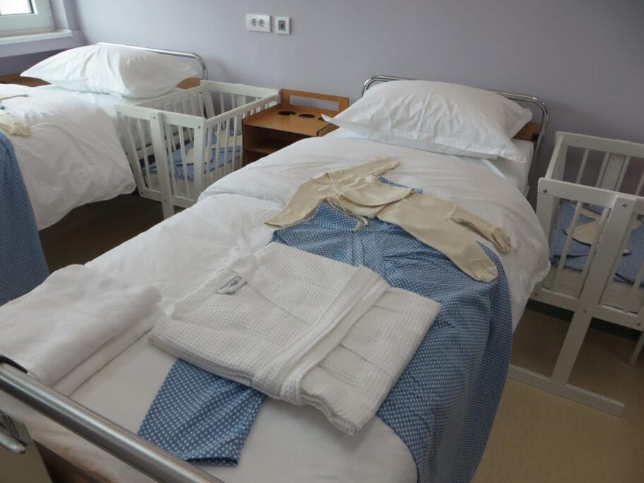 Majka ipak uzela bebu iz vranjskog porodilišta 10 kreveti Vranje