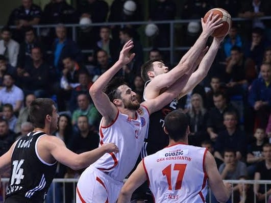 Dobra partija Konstantina protiv lidera 7 800x600 KONPAR4