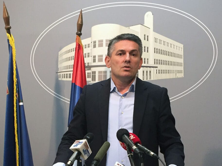 Banđur mora da bira: Zamenik gradonačelnika ili profesor fakulteta 11 Milos Bandjur JV P Blagojevic