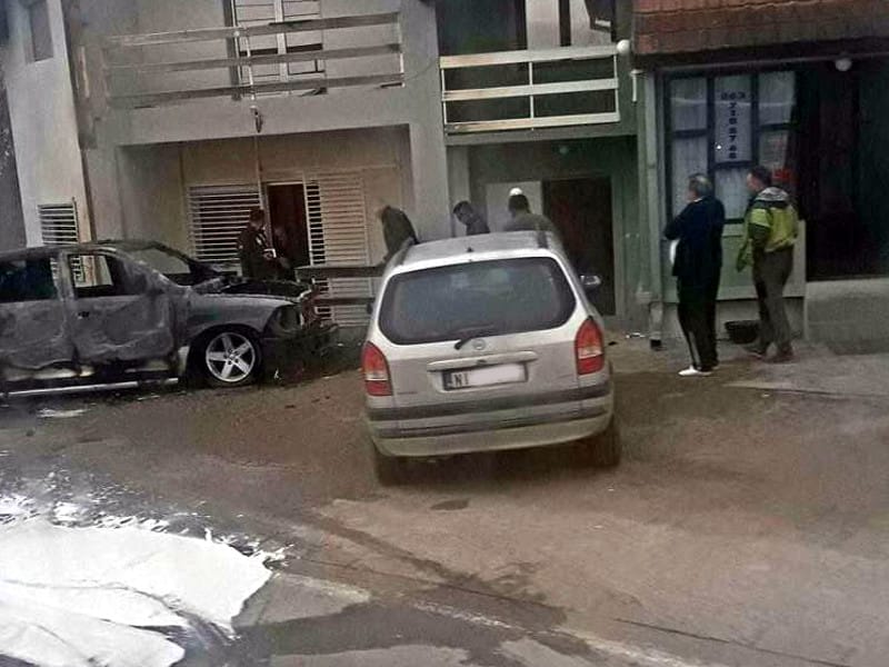 Goreo automobil u Merošini 16 pozar merosina