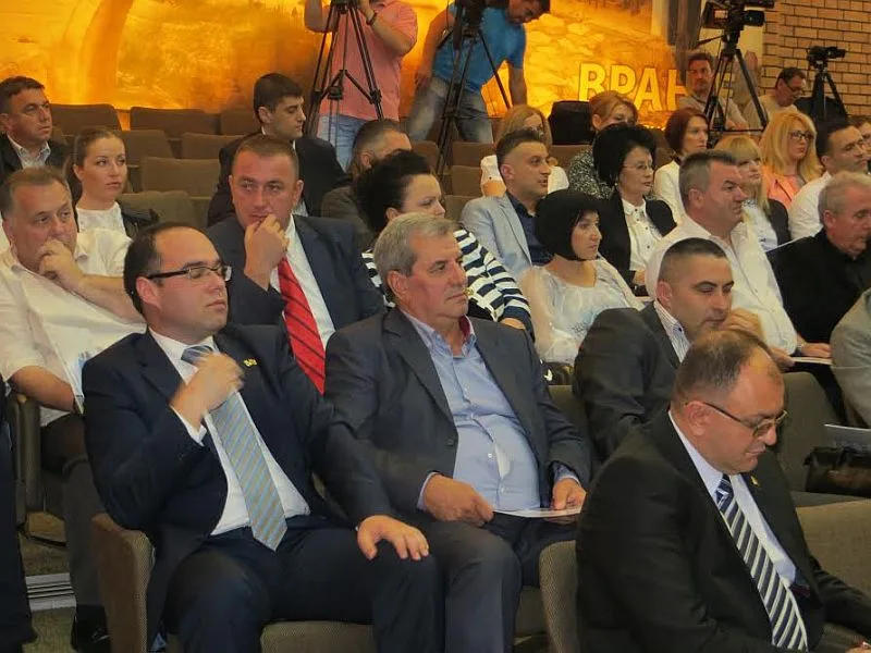 skupstina vranje foto i m