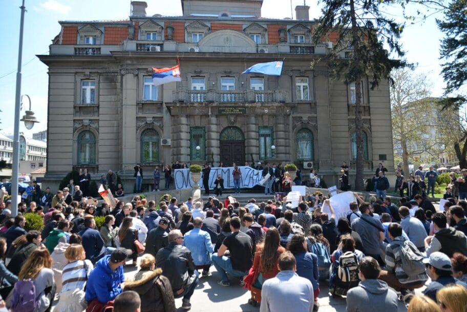 Protest Gradska kuca