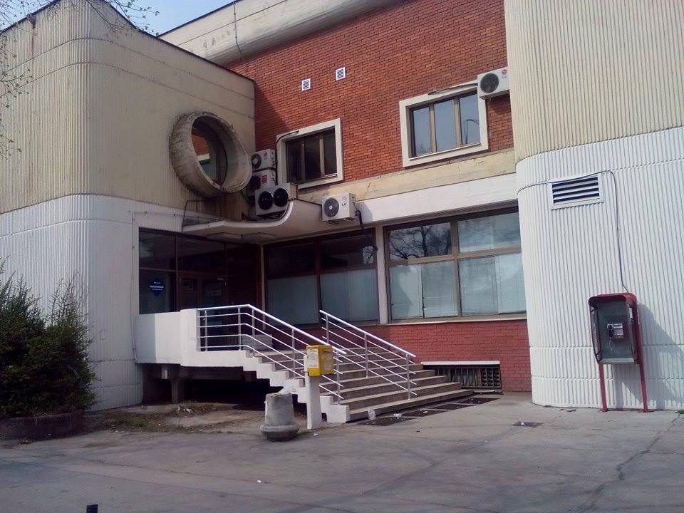 Renovirana pošta u Durlanu bez rampe za osobe sa invaliditetom? 1 Posta u Durlanu JV