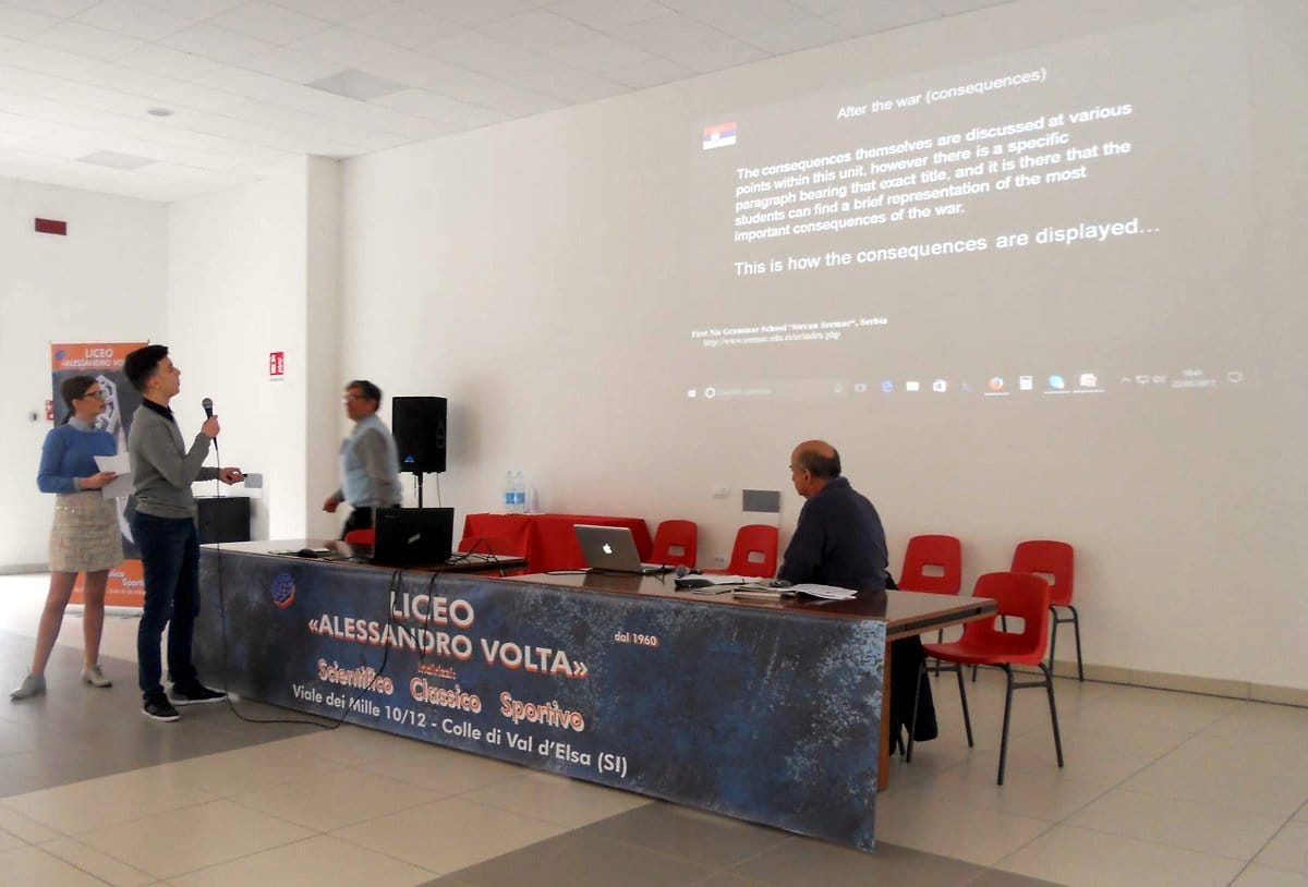 Niski gimnazijalci1 foto Vera Dujakovic