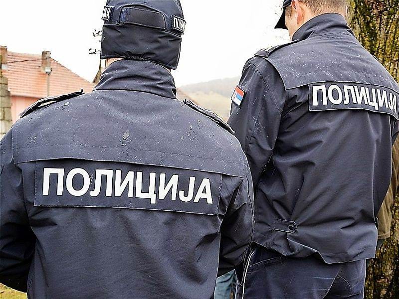 Supružnici iz Surdulice pretili, pa napali policajce 5 Policija KOSTA Aleksandar Kostic 2