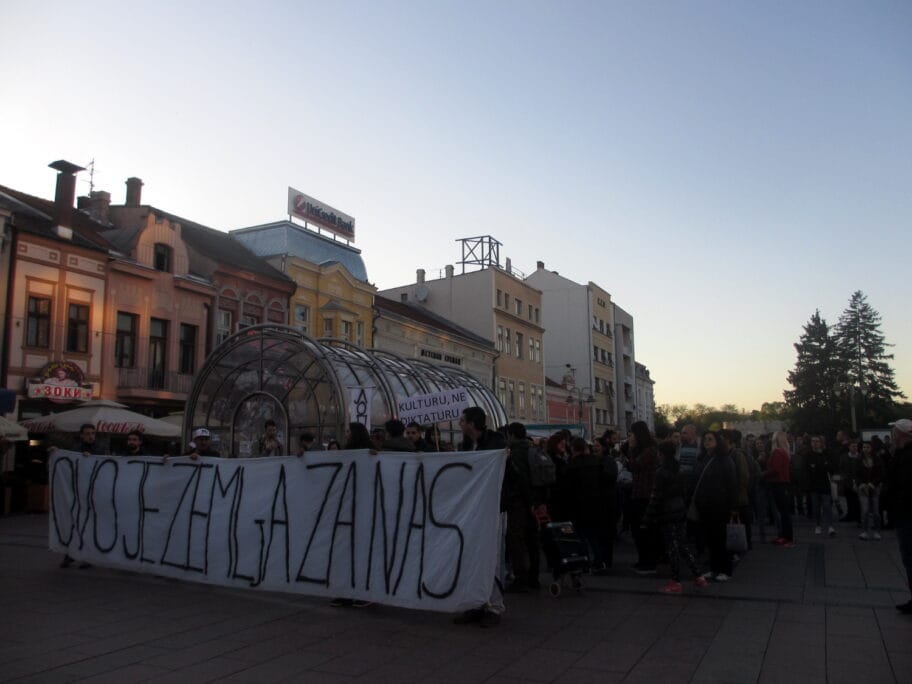 protest mediji glavna foto JV