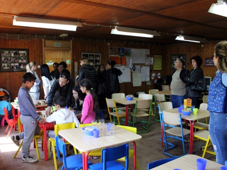 Biblioteka igracaka1 foto Petar Todorovic