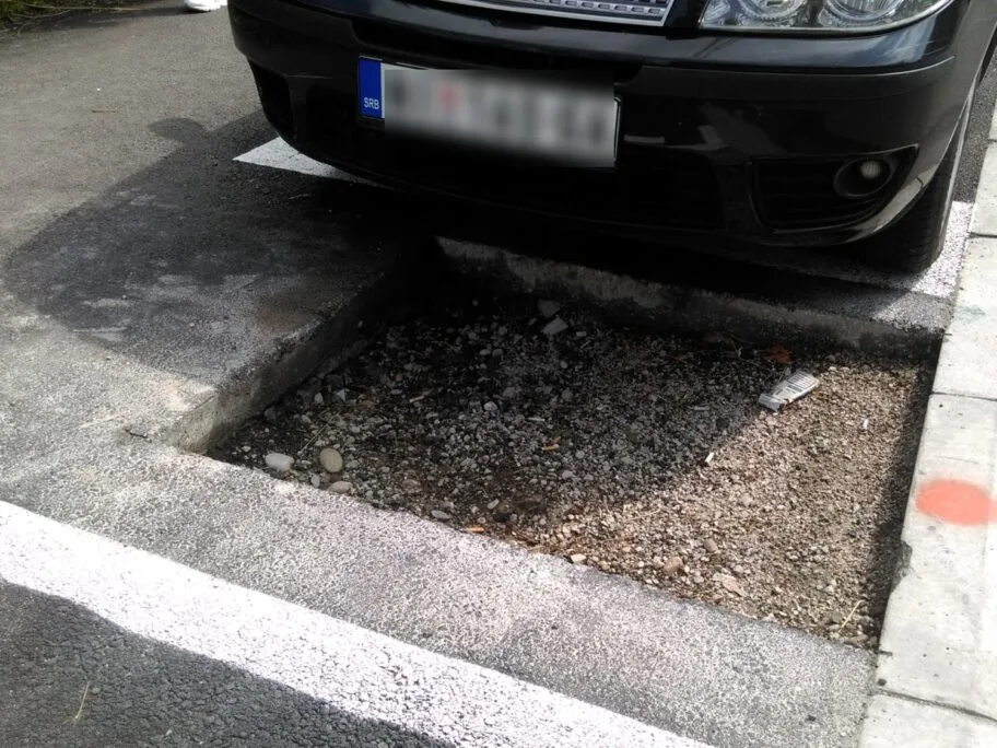 Rupe iskopane za sadnice foto citalac