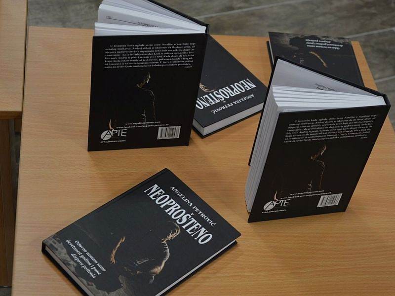 Knjiga neoprosteno foto angelinapetrovic