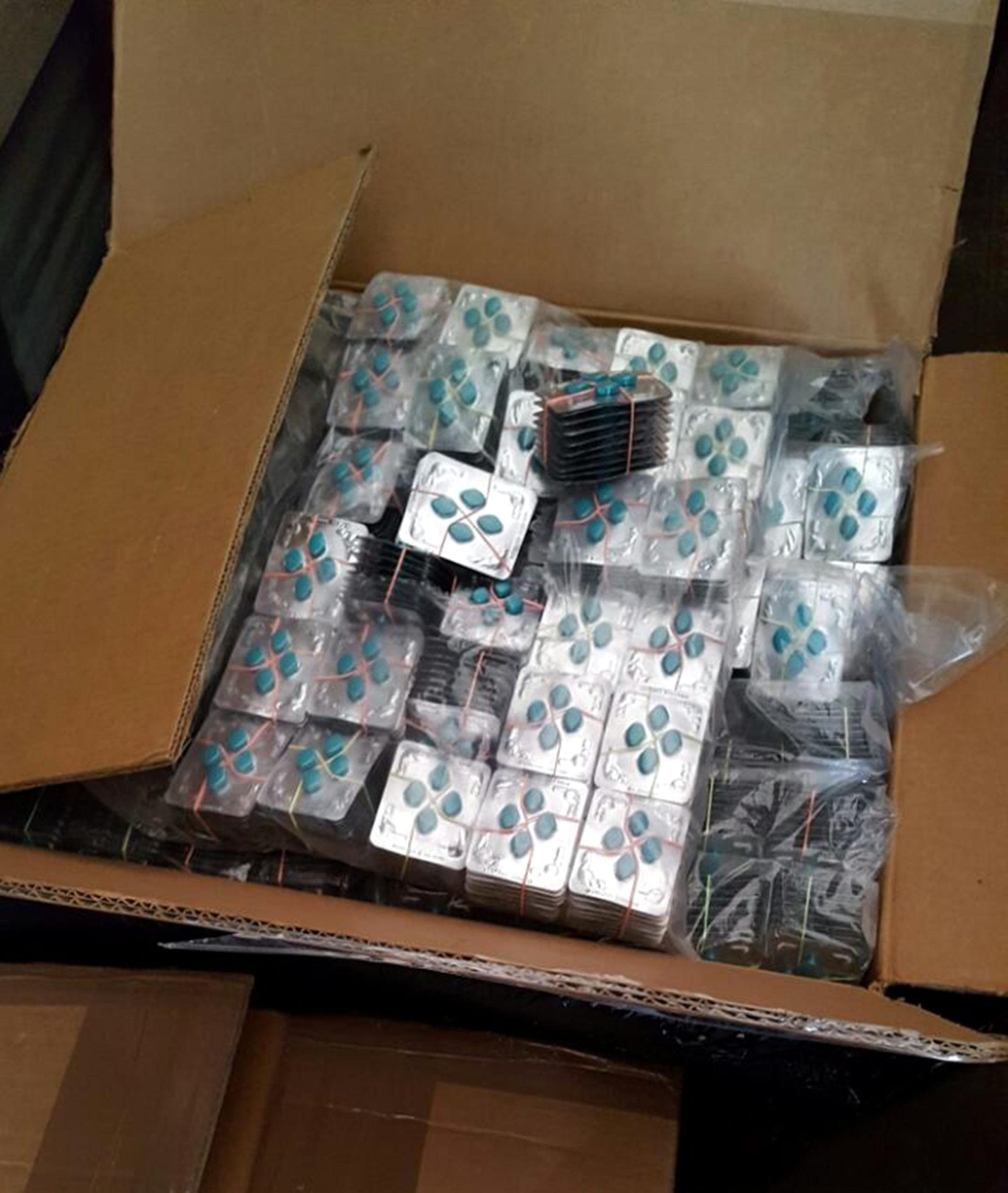 Deo zaplenjenih lekova kod Preseva foto Uprava carine scaled