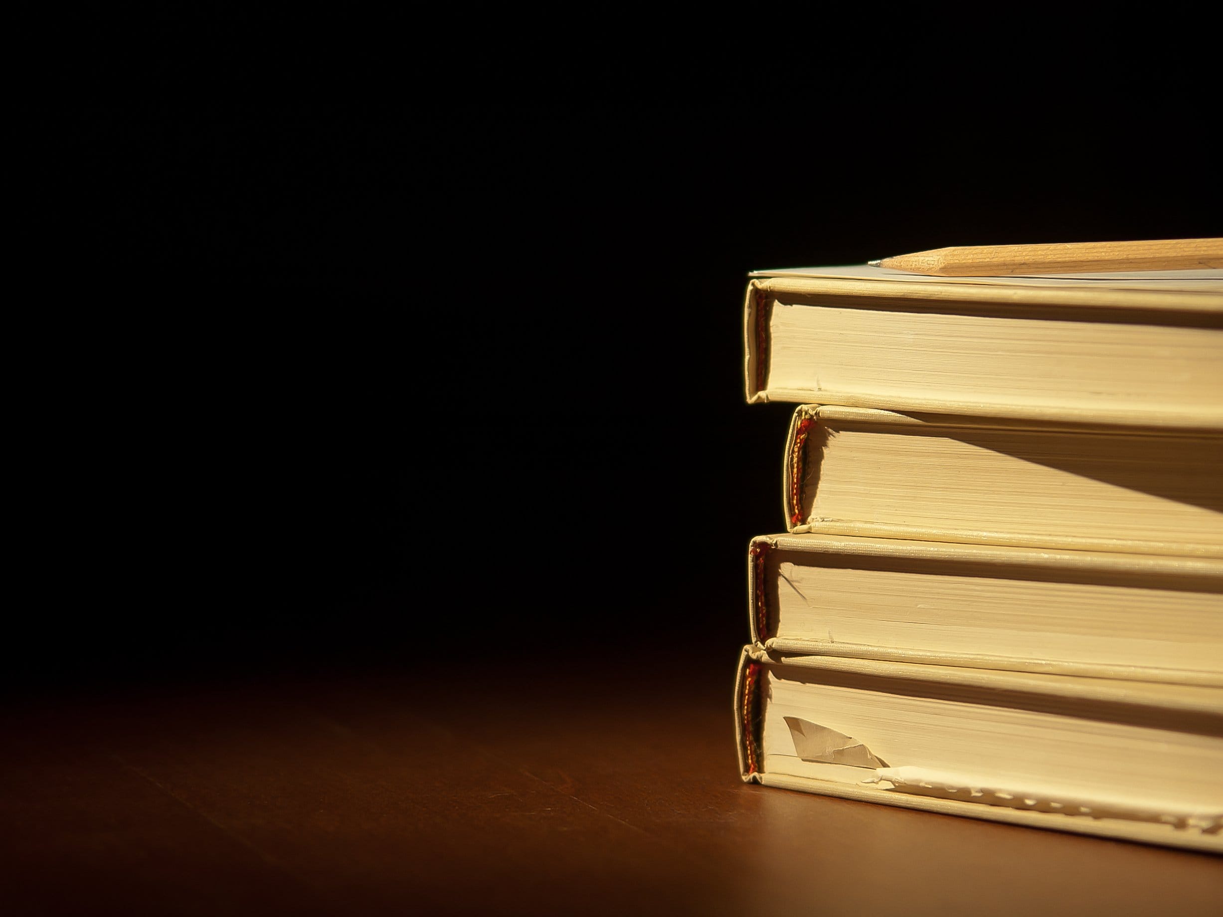 Otvoren konkurs za nišku književnu nagradu “Slaviša Nikolin Živković” 1 Knjiga ilustracija flickr Christopher