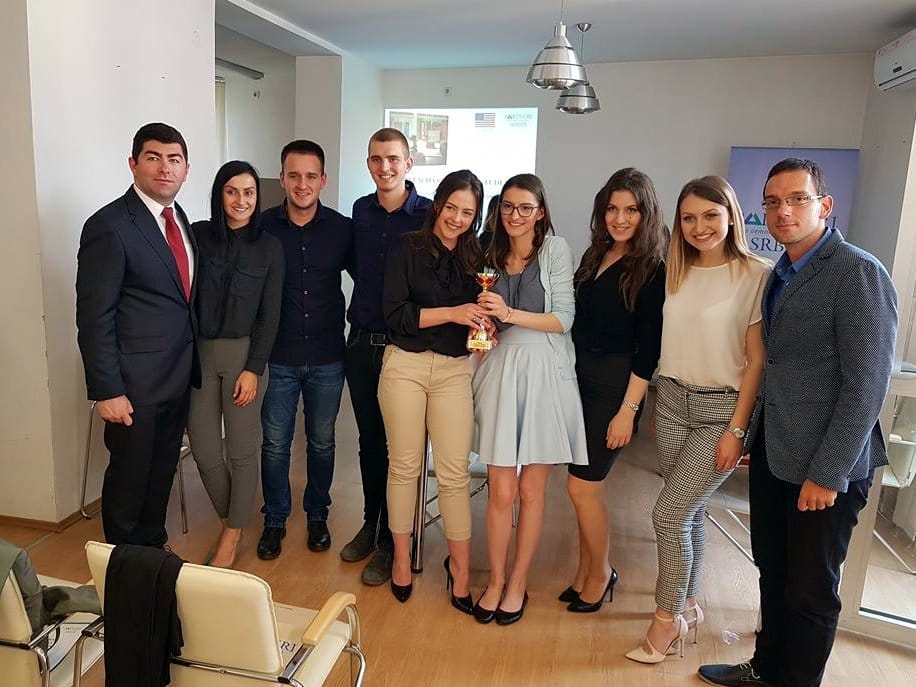 Pobeda pravnici foto Pravni fakultet