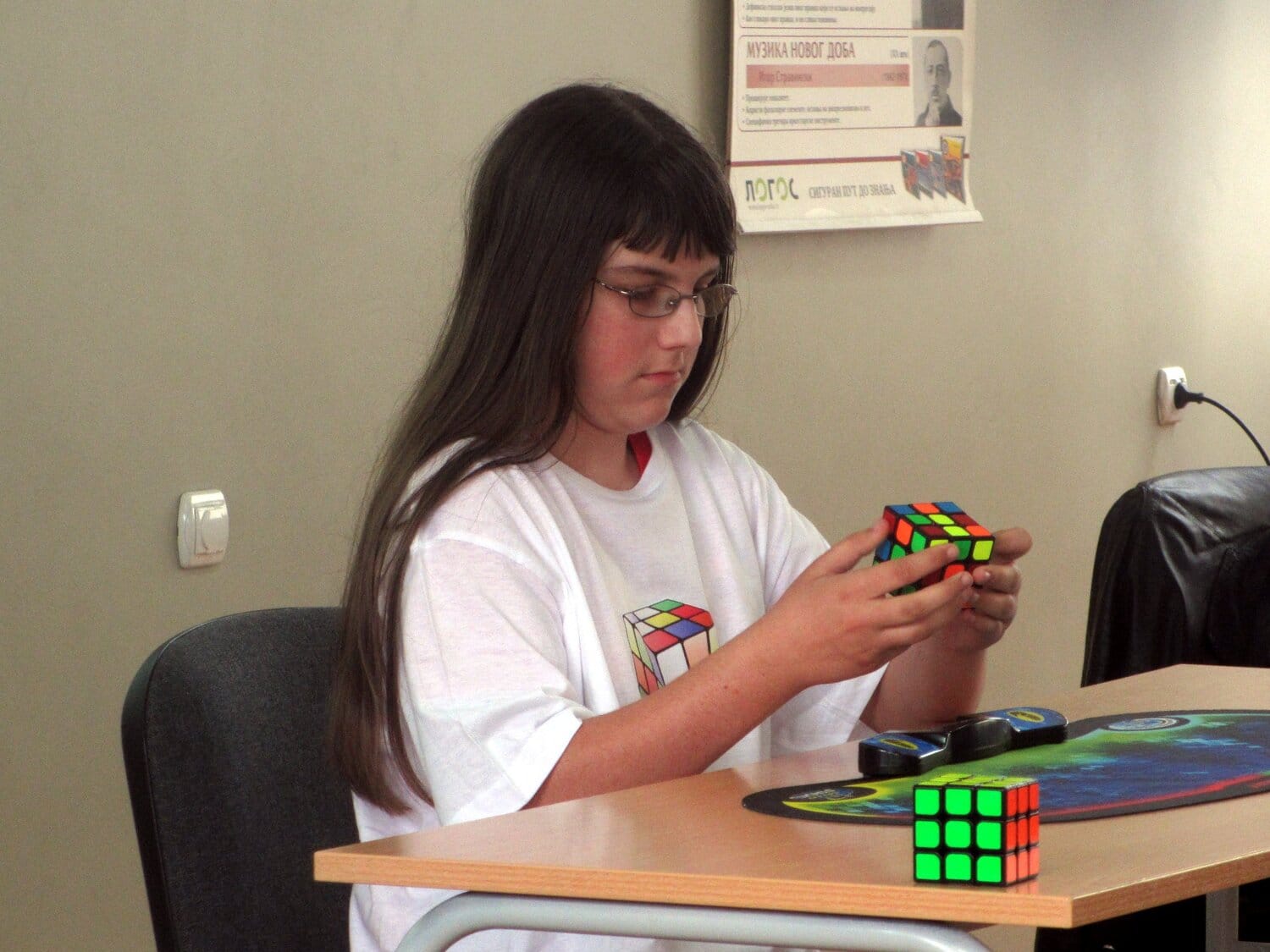 Takmicenje rubikova kocka foto JV J Adamovic