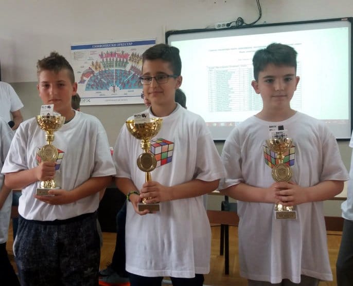 Pobednici rubikova kocka foto GO Medijana