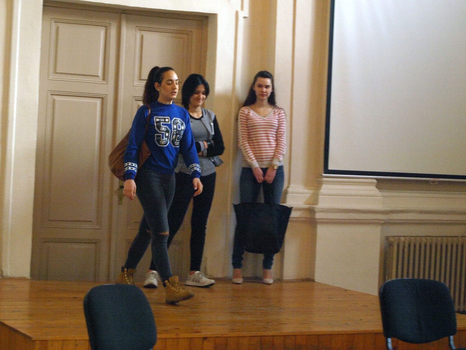 Predstava foto Gimnazija Stevan Sremac scaled