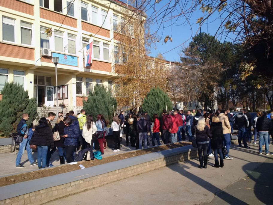 Visoka poslovna skola Blace foto JV Lj M