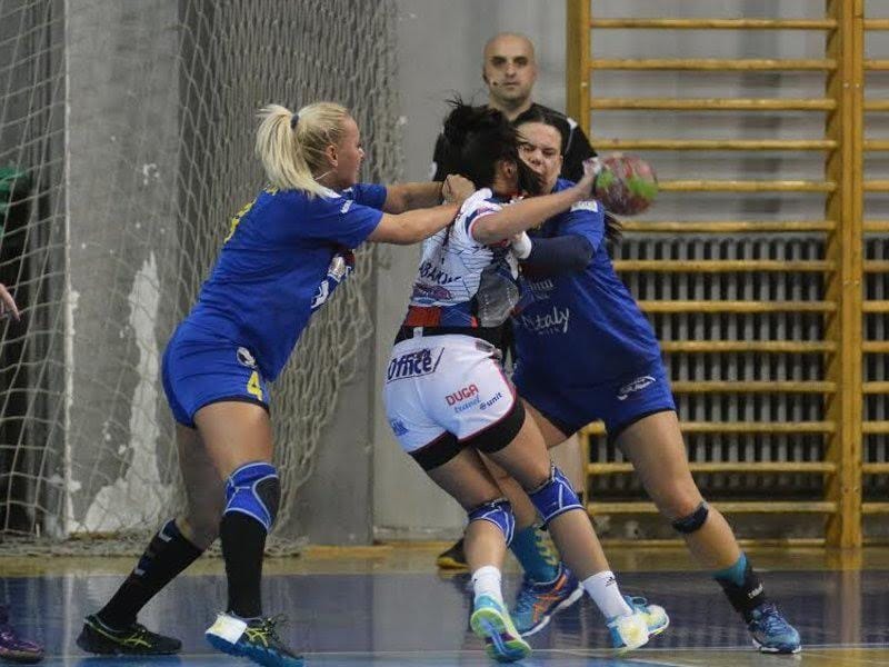 Naisa do finala Kupa ubedljivom pobedom nad Radničkim 2 Naisa hala Mika Anic Belic Milojevic foto Vanja Keser