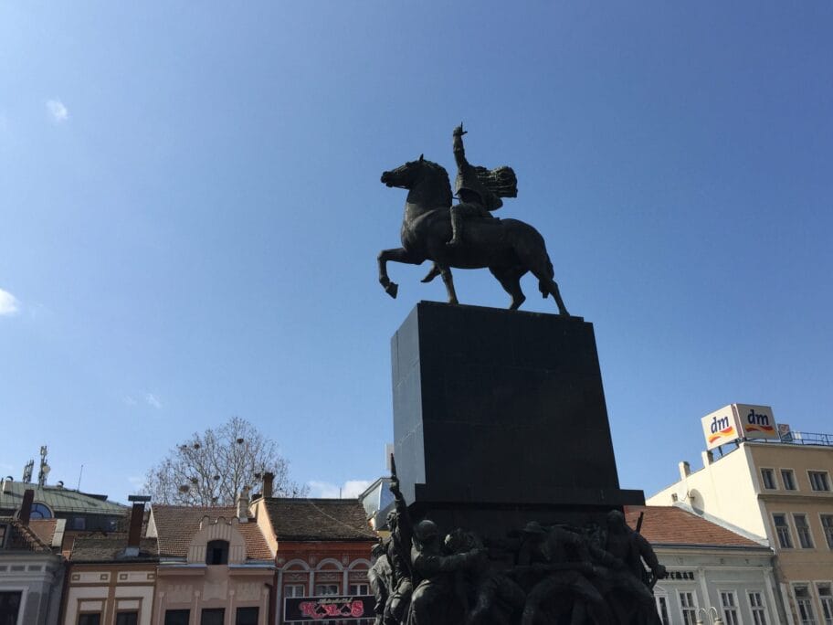 Dan primirja u Prvom svetskom ratu - dan kada su utihnuli topovi 4 Spomenik oslobodiocima foto JV P Blagojevic scaled