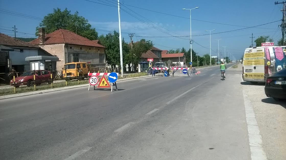 Radovi pesacki prelaz i semafor Broj 6 foto Milica Jovanovic