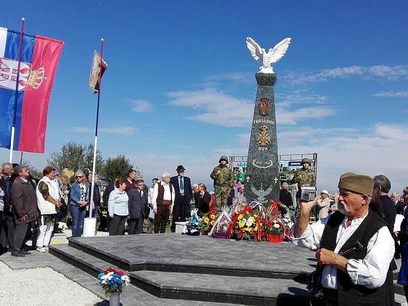 Meštani prave spomen park kod spomenika Gvozdenom puku u Igrištu 4 spomenik u igristu foto lj m