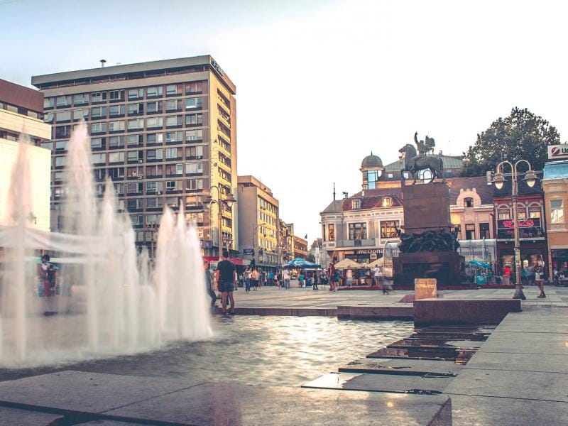 Promocija "srpskih letovališta" večeras na niškom Trgu 11 800x600 Centar Nis foto Davorin Dinic