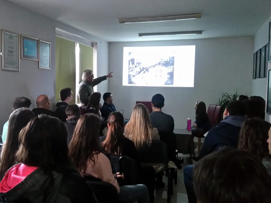 Izložba polaznika leskovačke Škole fotografije 4 fotografije fklleskovacc scaled