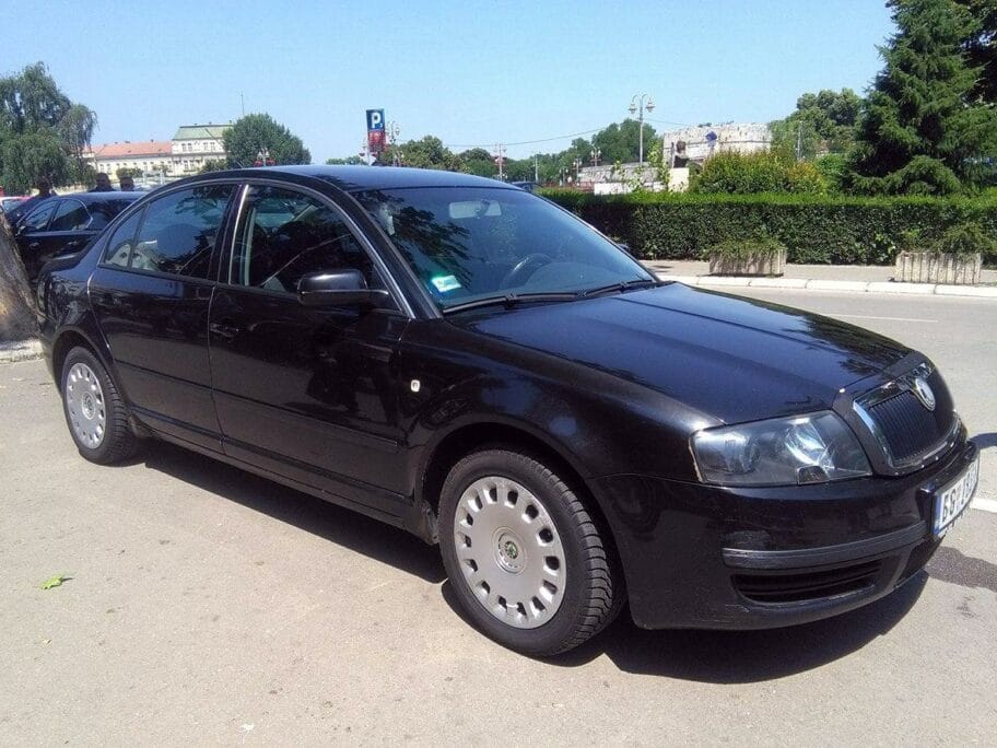 Ministarstvo građevinarstva poklonilo auto niškoj Sigurnoj kući 11 koda kao poklon Ministarstva foto JV J Adamovic