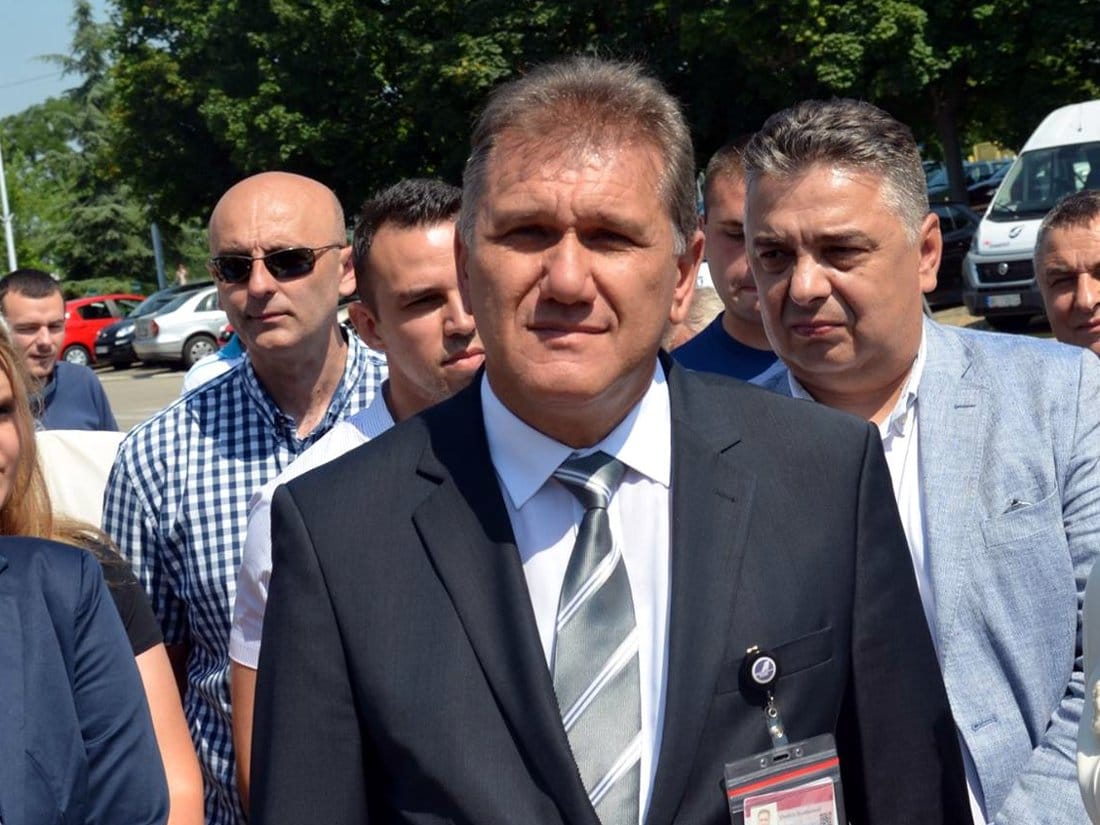 aerodrom djurdjanovic foto fb strana aerodrom