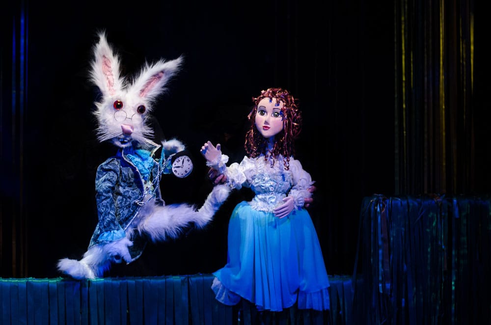 “Alisa u zemlji čuda” za kraj sezone u Lutkarskom 1 Alisa Pozoriste lutaka