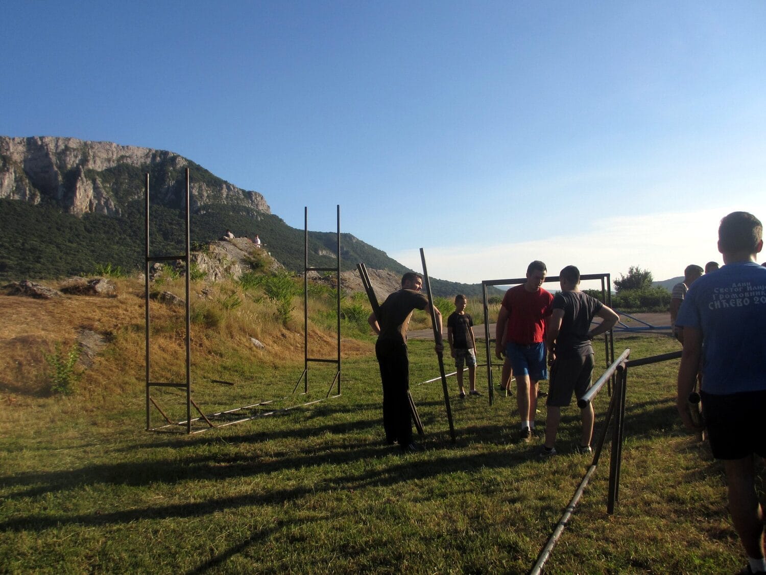 Postavljanje teretane na otvorenom Sicevo foto Milica Jovanovic scaled