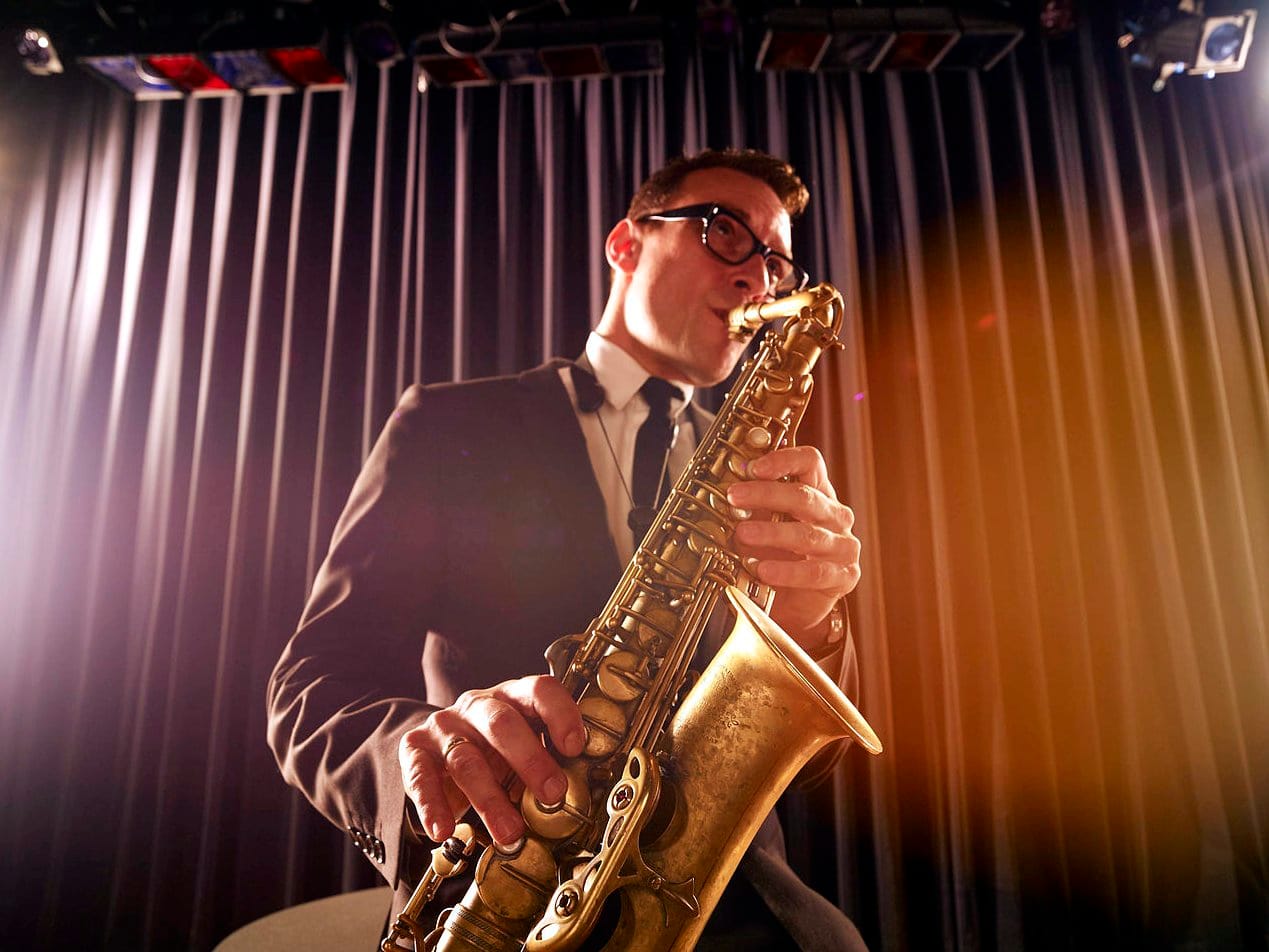 Saksofon foto wikimedia Philips Communications