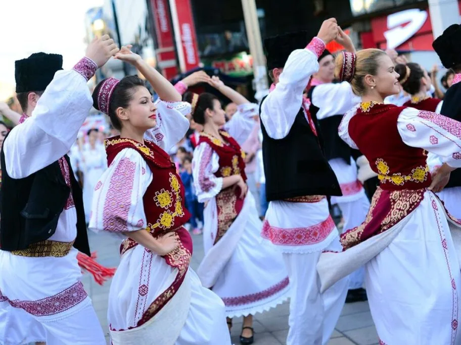 Festival folklora foto Vanja Keser