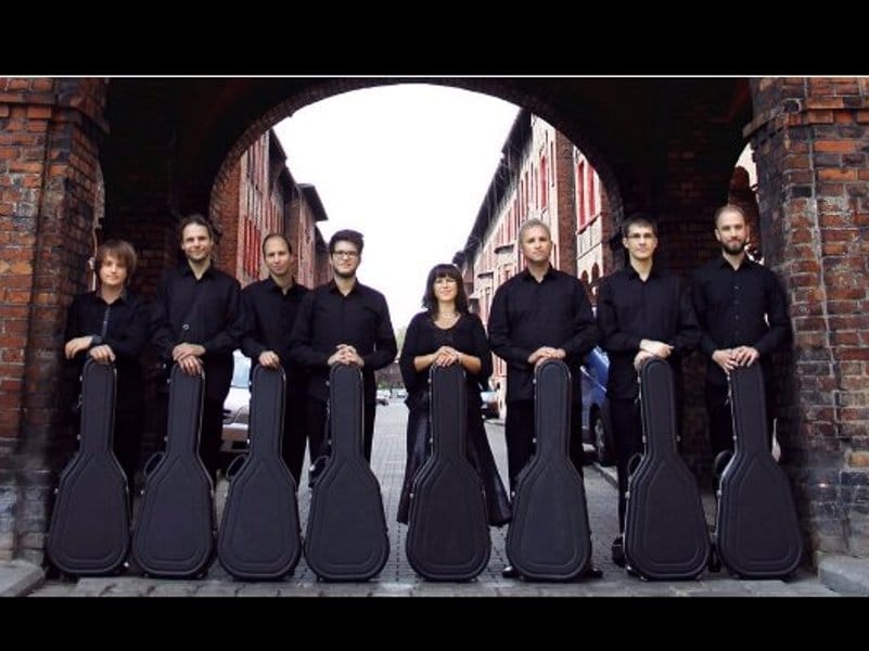 Poljski ansambl nastupa u Niškom kulturnom centru 7 Oktet foto printskrin