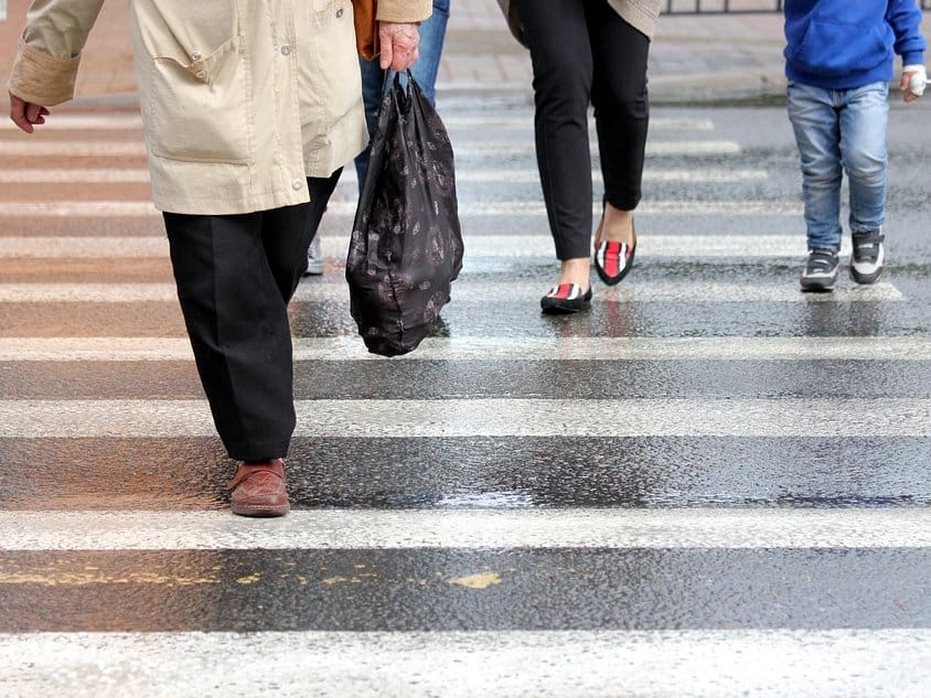 Obojene “zebre” na niškim ulicama menjaju se plastičnim 15 Pesacki prelaz foto