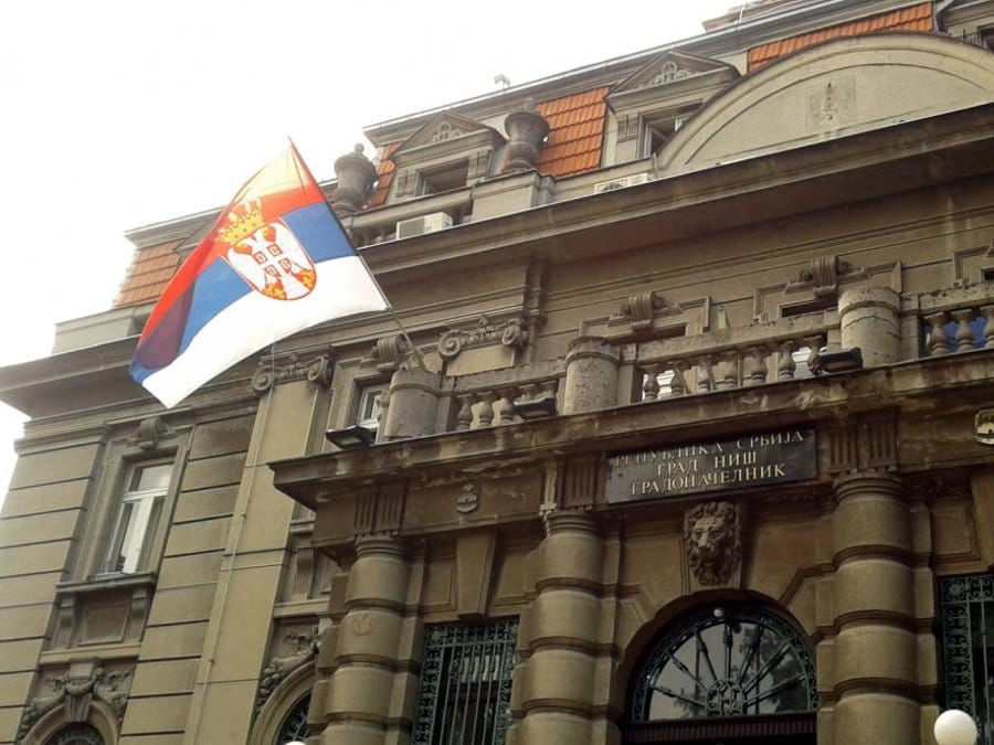 Nova zastava na Gradskoj kući, obećanje ispunjeno sa zakašnjenjem 4 zastava JV D V