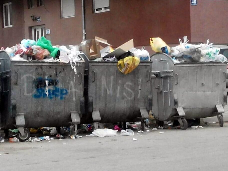 kontejneri za naslovnu foto NN