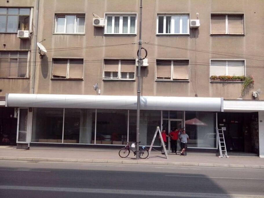 Lokal Air Serbia foto citalac