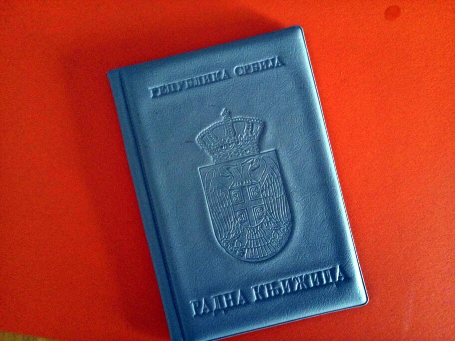 NSZ: Na Biro u Nišu u martu prijavljeno manje nezaposlenih nego u februaru 12 radna knjizica foto Stefan Markovic scaled