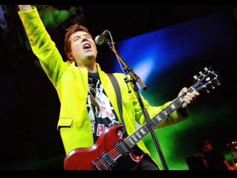 Screenshot Kiki Lesandric i Piloti FB