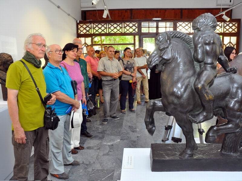 U Prokuplju otvorena izložba "Skulptura u službi istorije“ 17 izlozba prokuplje foto lj m