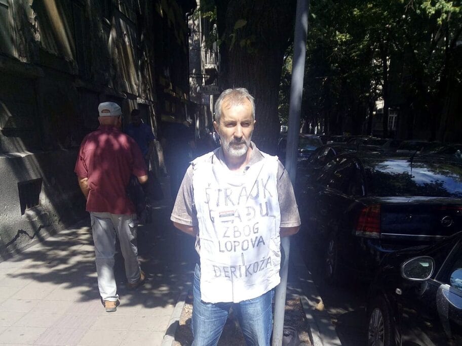 Bivši novinar Vasić ponovo štrajkuje - ovog puta glađu i žeđu 6 jovicavasic