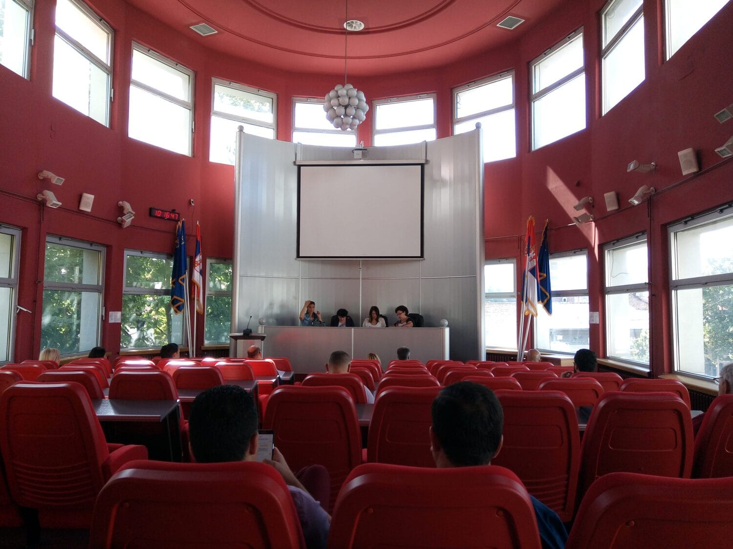 Grad Niš prodaje svoje stanove, garaže i dve zgrade 1 licitacija foto stefan markovic scaled