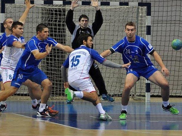 Dve pobede Železničara na pripremnim utakmicama u Makedoniji 2 rukomet foto Vanja Keser