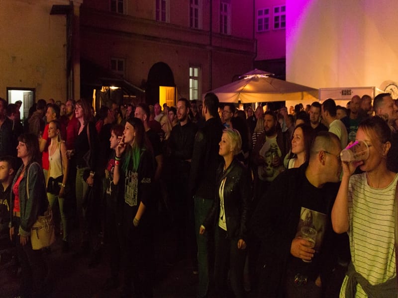 publika,-foto---Festival-zanatskog-piva