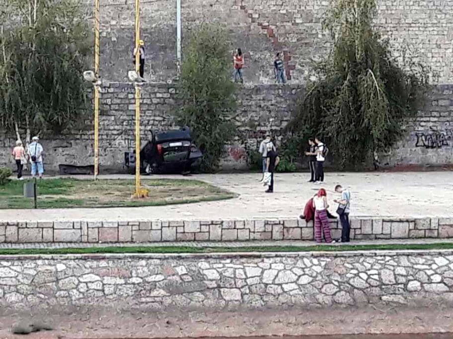 Saobracajna nezgoda kej Nisava foto citalac