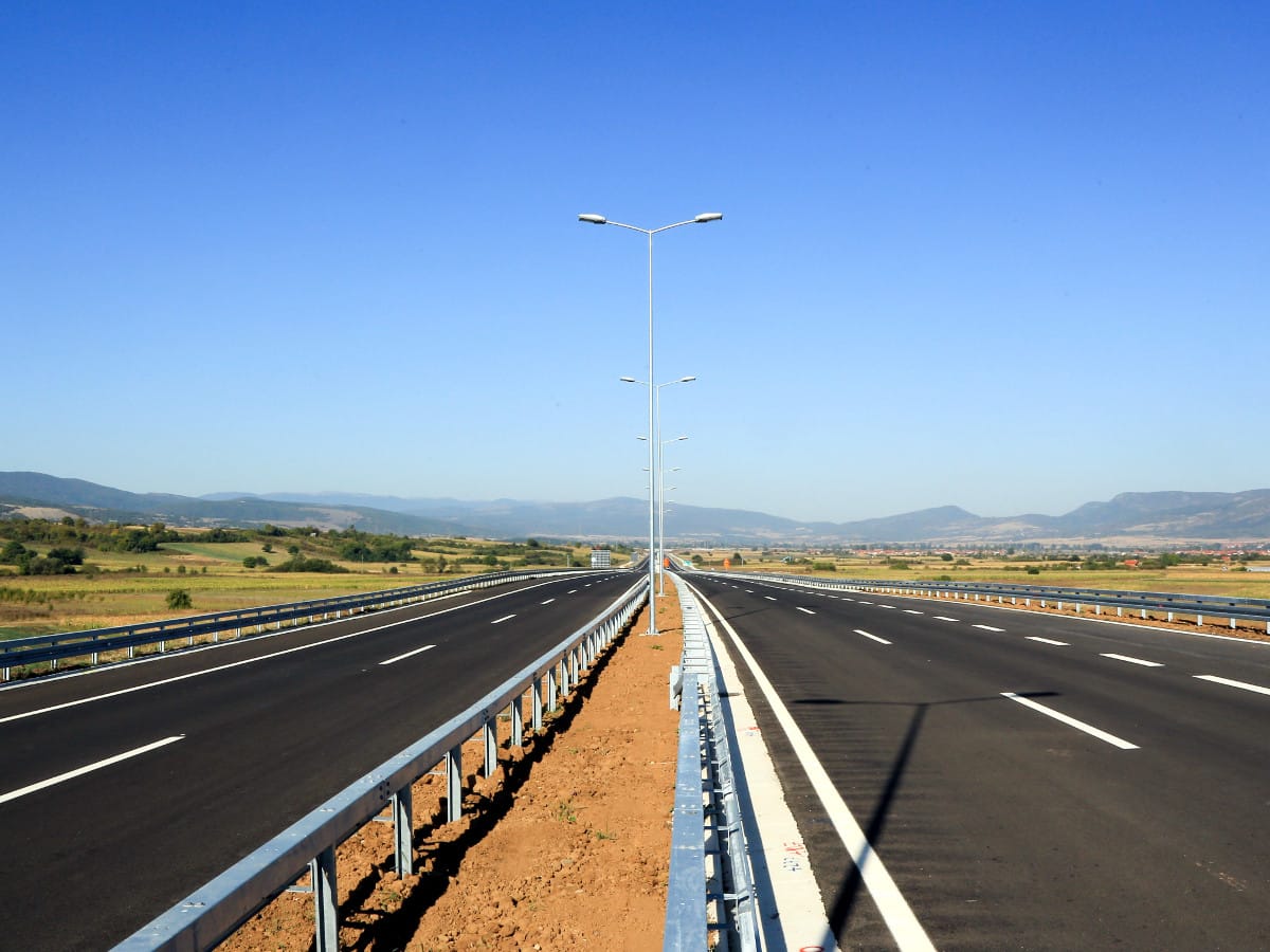 auto put Pirot foto mgsi