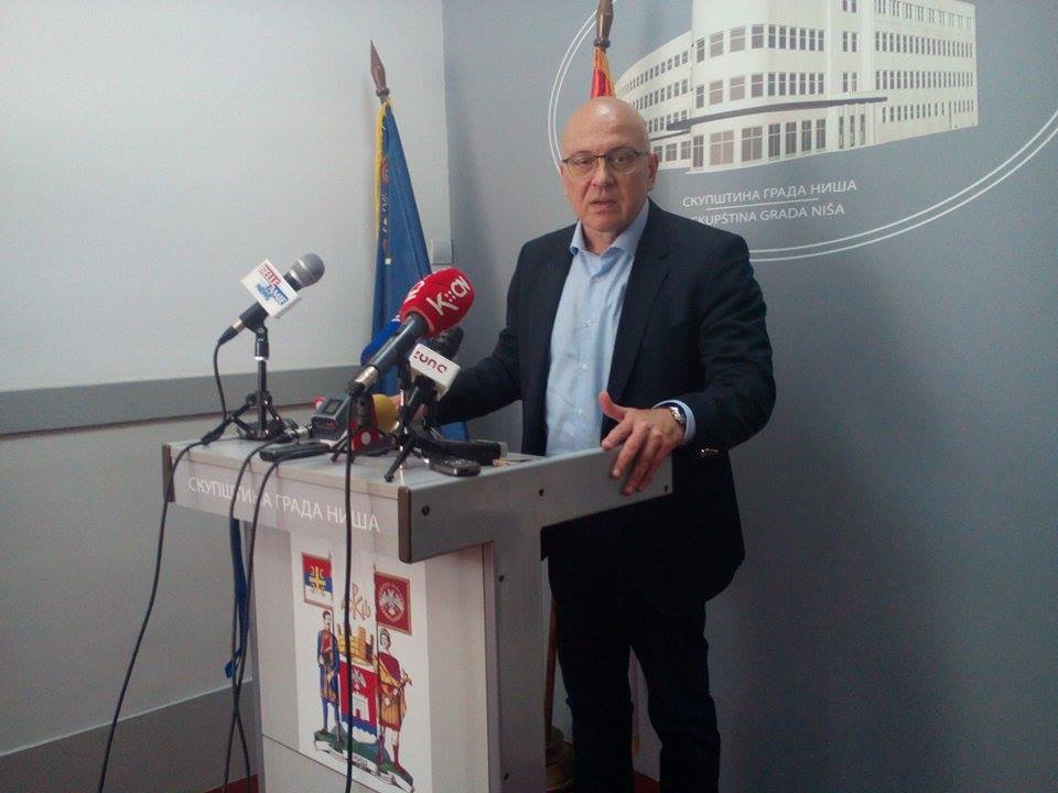 Ministar Vladan Vukosavljevic JV V M