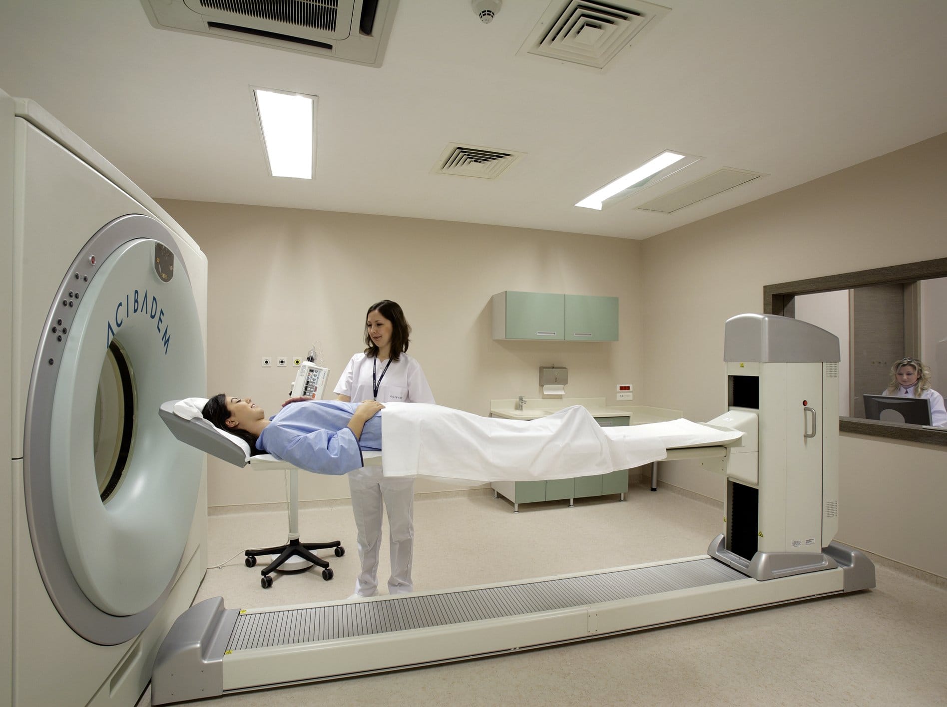 Pet-skener,-foto-Acibadem