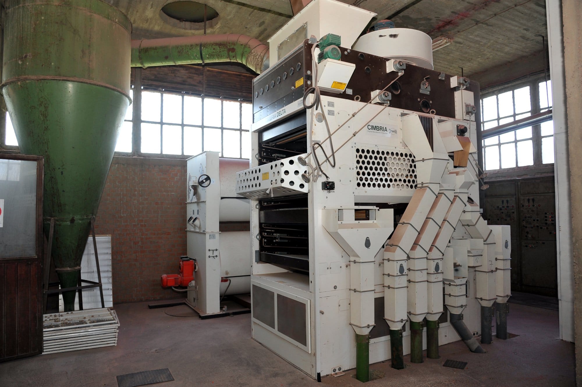 selektor-i-trijer-sa-sistemom-aspiracije,-za-sve-semeske-kulture